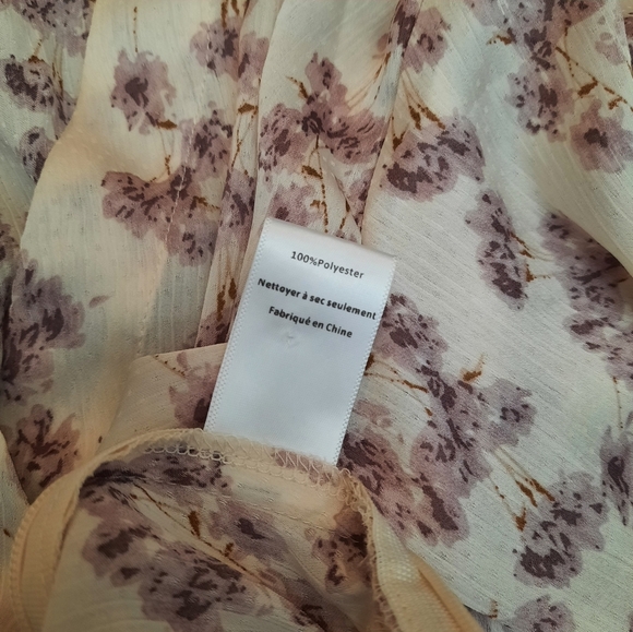 ASTR The Label Floral Long Sleeve Floral Blouse - Picture 10 of 11